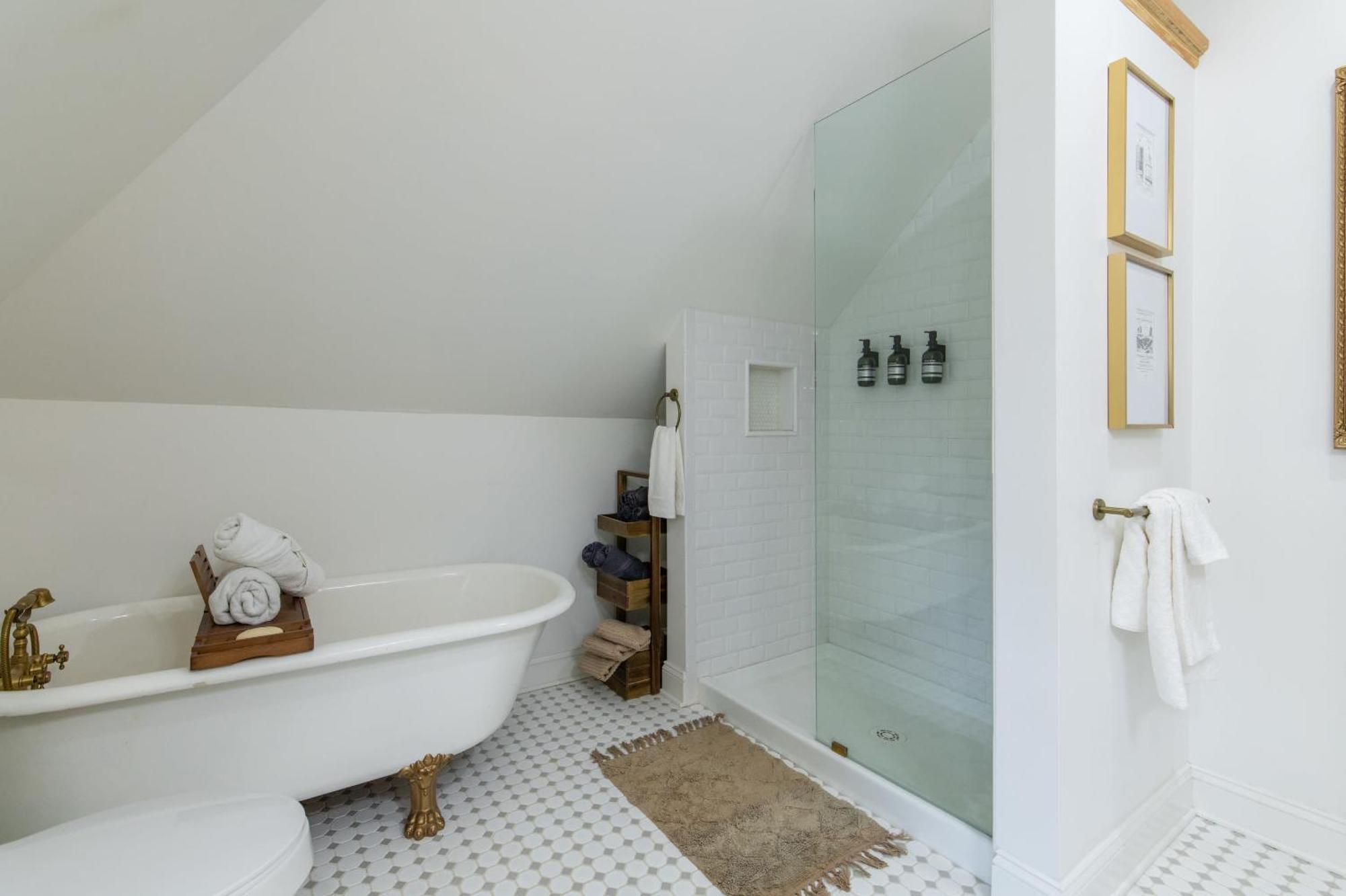 Loft On Capital - Ideally Located To Distilleries Франкфорт Екстериор снимка