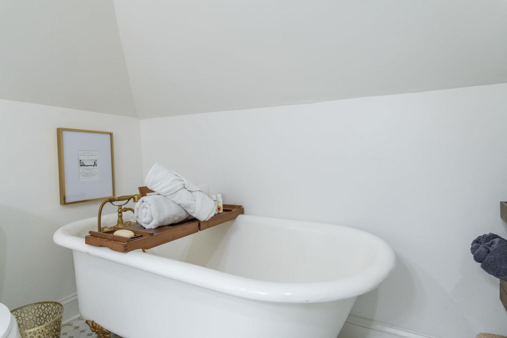 Loft On Capital - Ideally Located To Distilleries Франкфорт Екстериор снимка