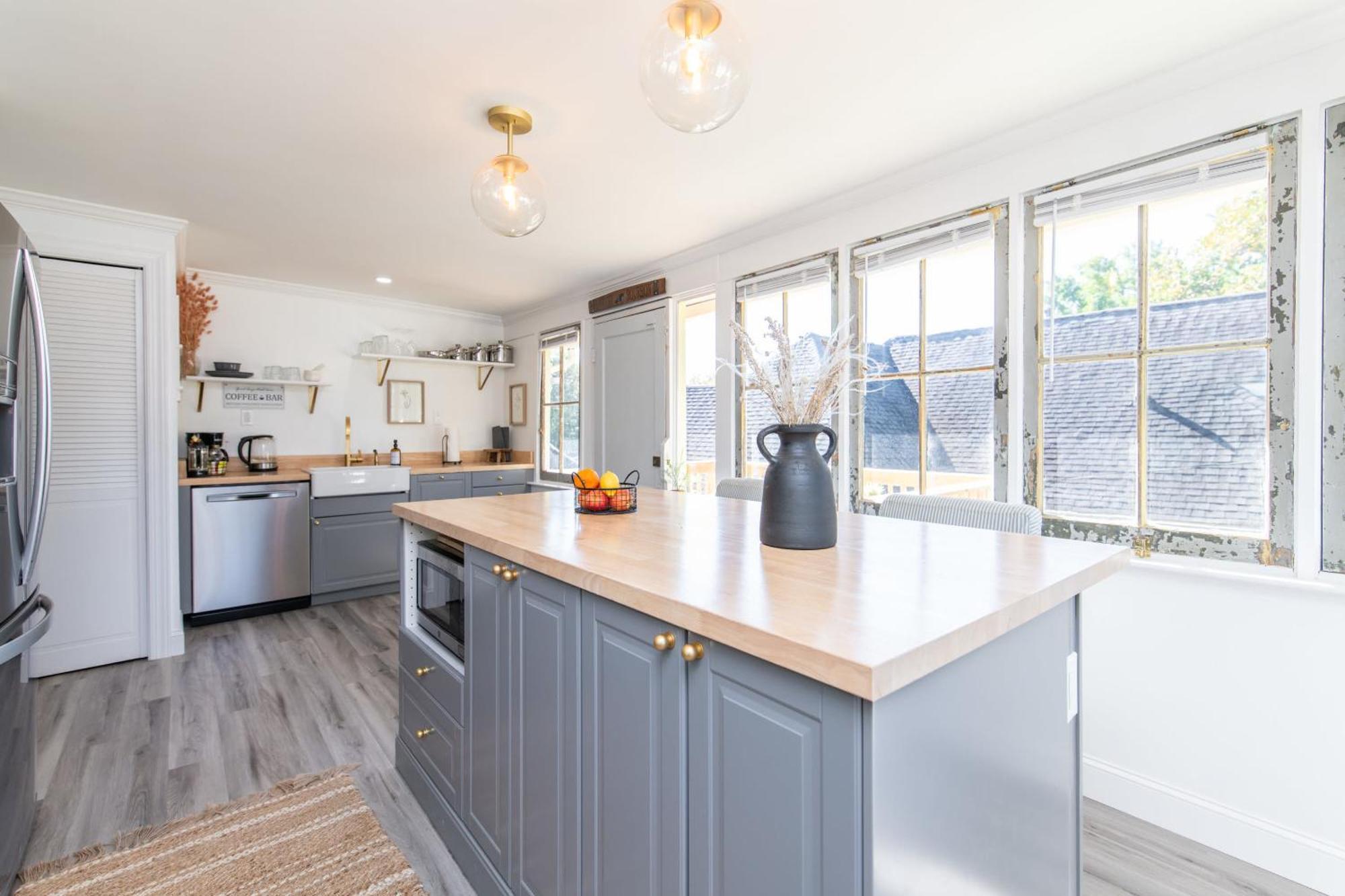 Loft On Capital - Ideally Located To Distilleries Франкфорт Екстериор снимка